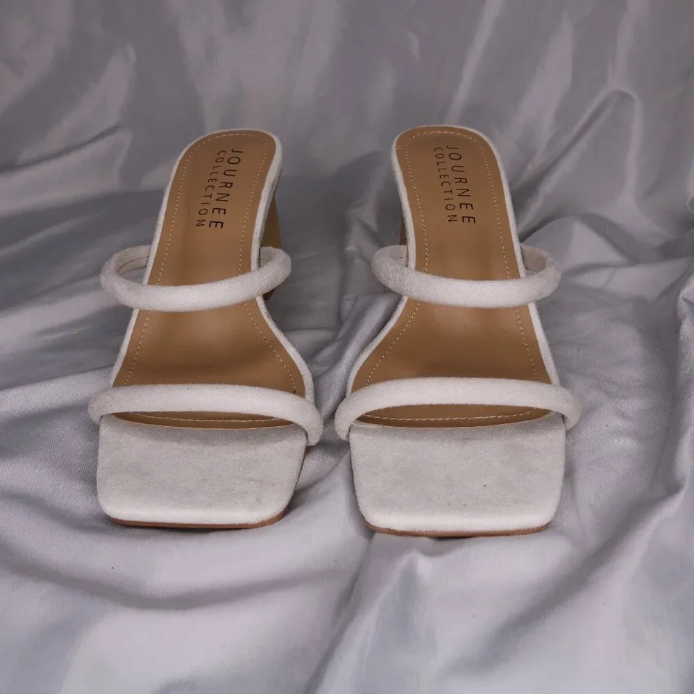 Journee Collection White Square Toe Double Strap Block Heel Sandals Size 8 NWOB - Picture 2 of 6